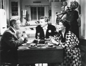 madame_porte_la_culotte_adam_s_rib_1949